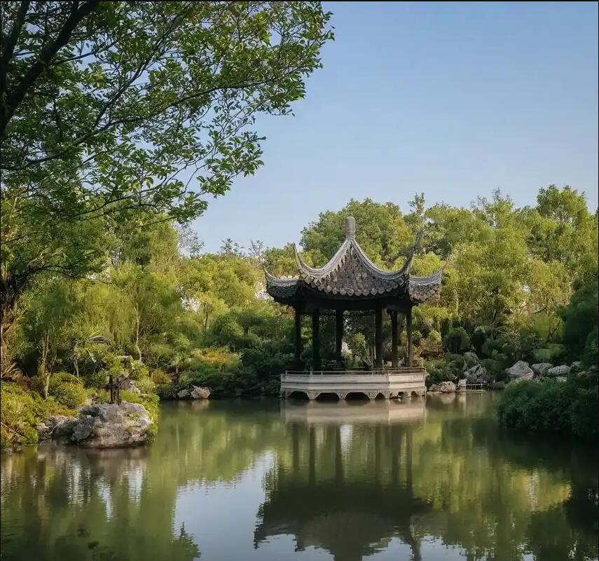 鹤峰县迎蓉土建有限公司